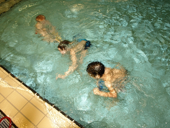2013-12-10 16.05.22 23 TG Kinderschwimmen